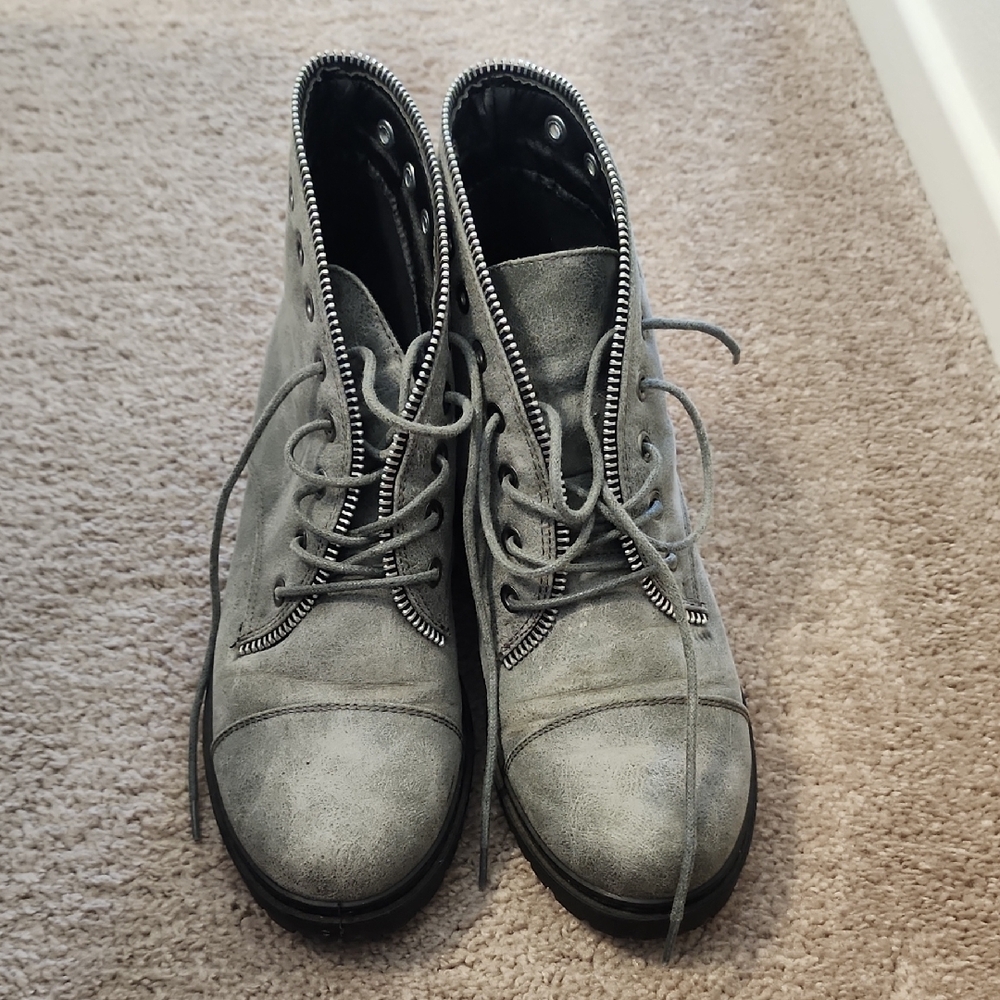 Gray Lace-Up Women's Boots